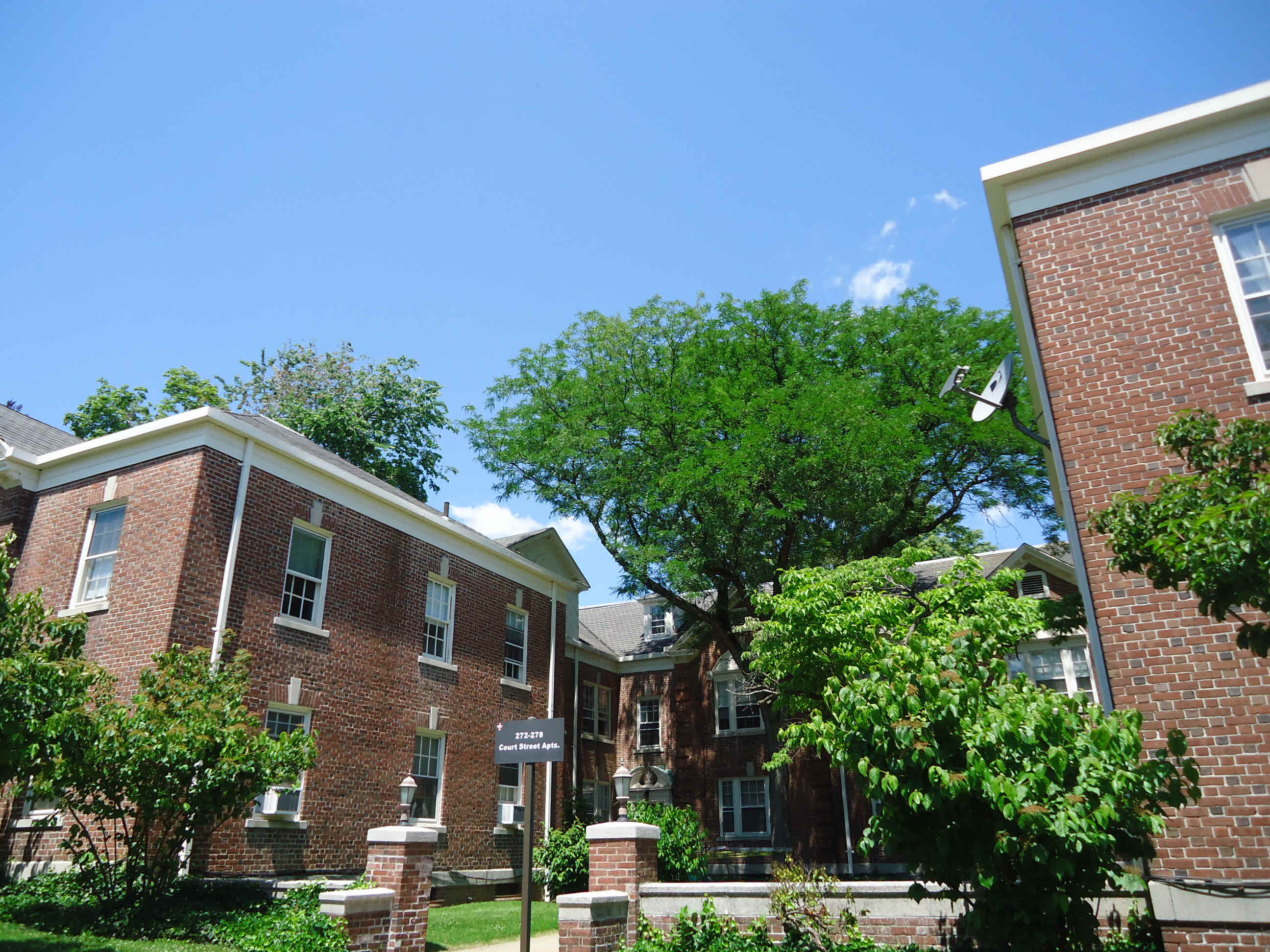 Court Street Apartments Products Wesleyan University eStore